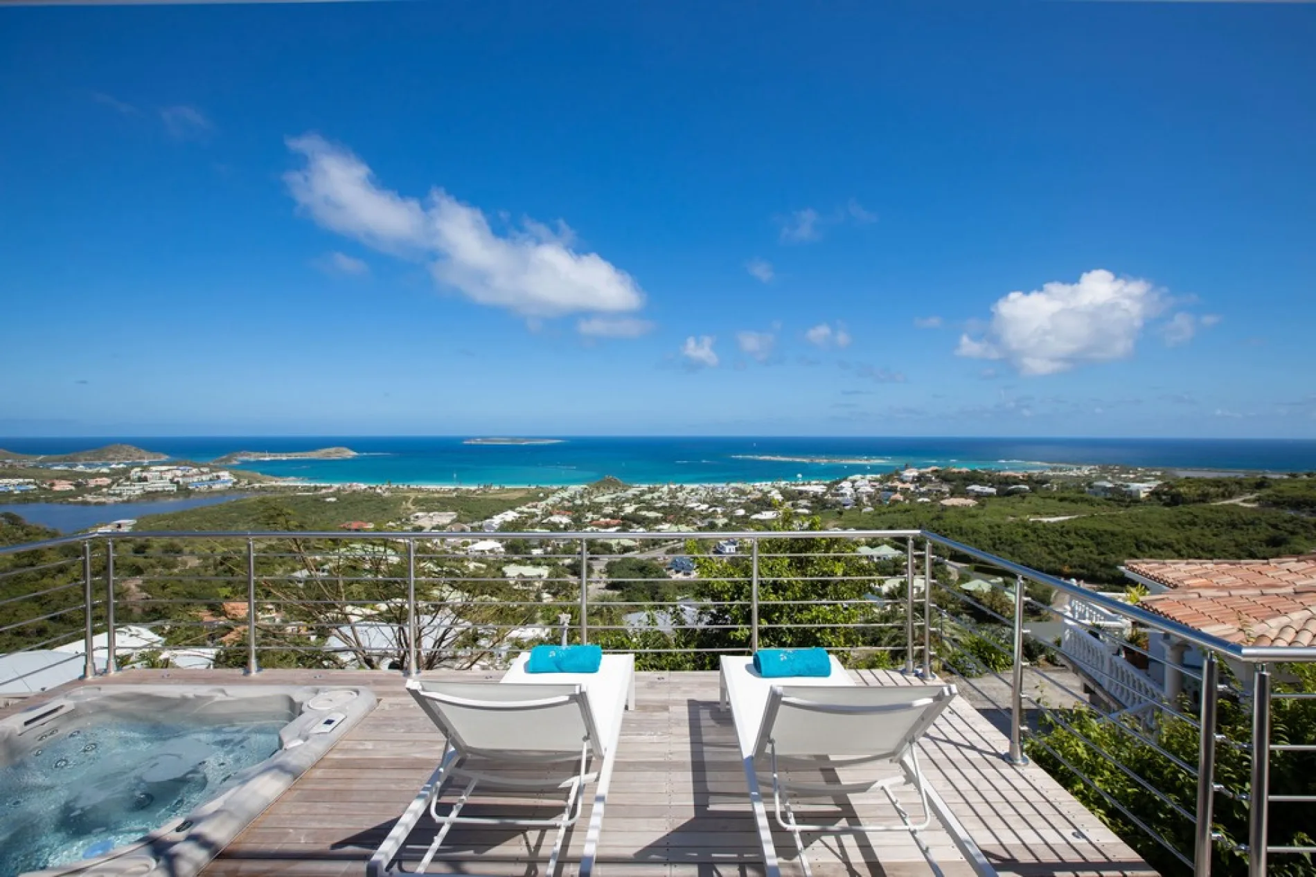 An open view over the coast from a Naya terrace